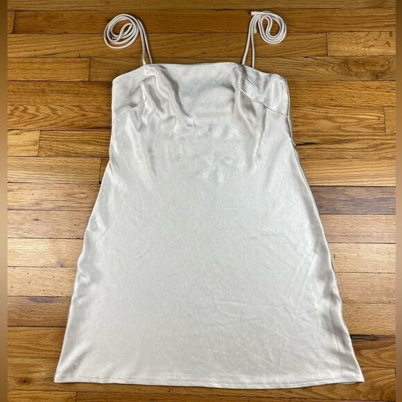 PRINCESS POLLY THE SILKY SLIP MINI DRESS CHAMPAGNE SIZE 6 - Picture 4 of 10